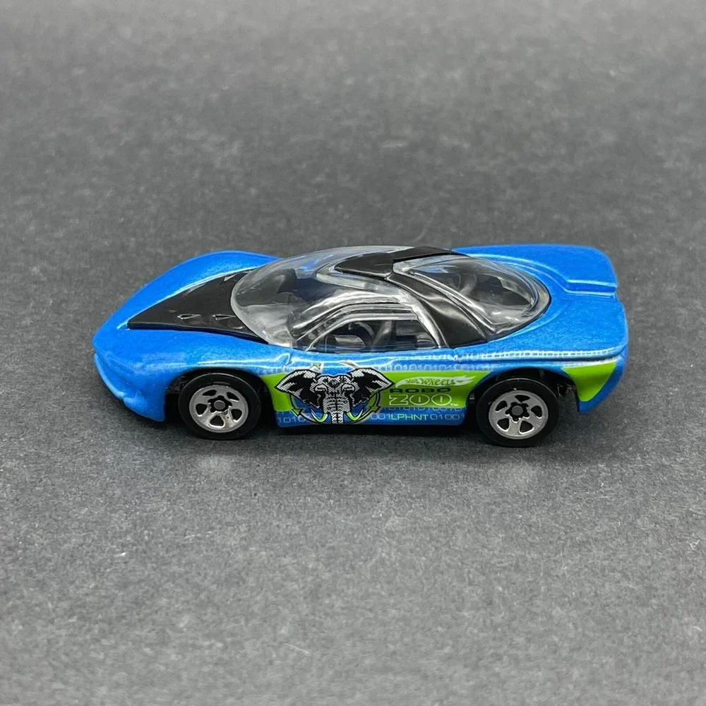 Hot Wheels Pontiac Banshee Sports Car Blue Robo Zoo‎ Elephant Diecast 1/64 Scale